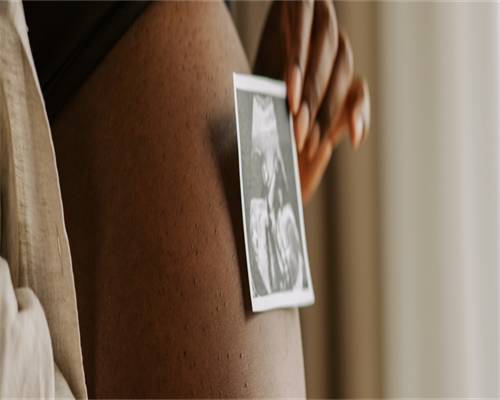 2026年重庆助孕机构收费标准：深度解析二代试管婴儿费用明细